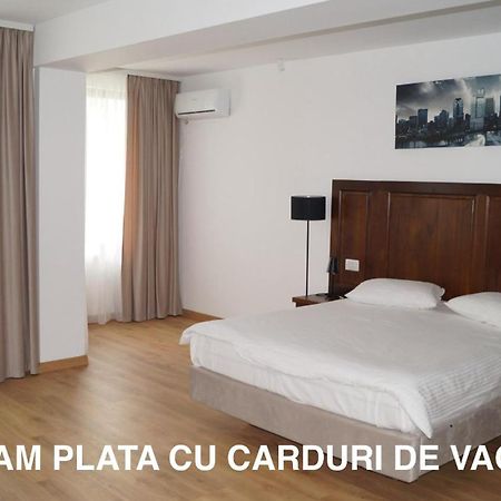 Hotel Voyager à Năvodari Extérieur photo