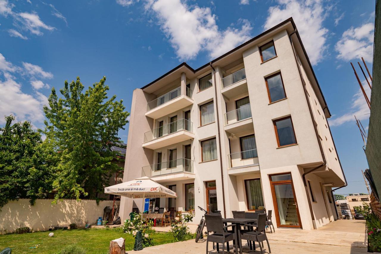 Hotel Voyager à Năvodari Extérieur photo